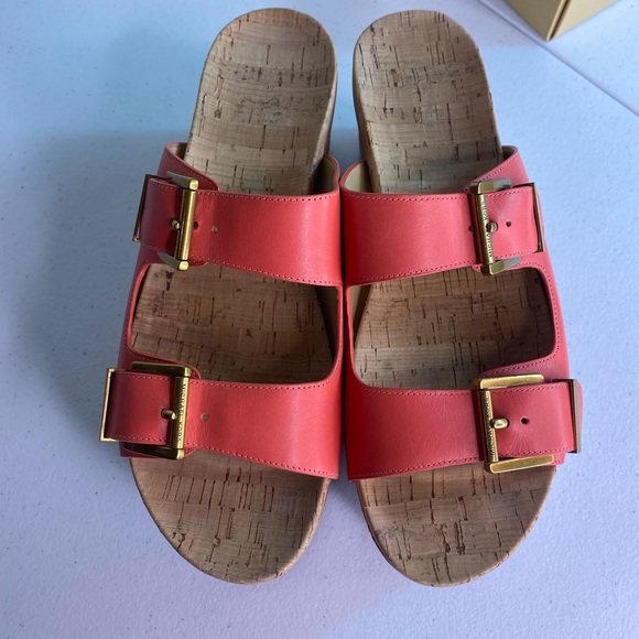 Michael Kors Peach Pink Platform Flatform Sandals - Picture 5 of 6